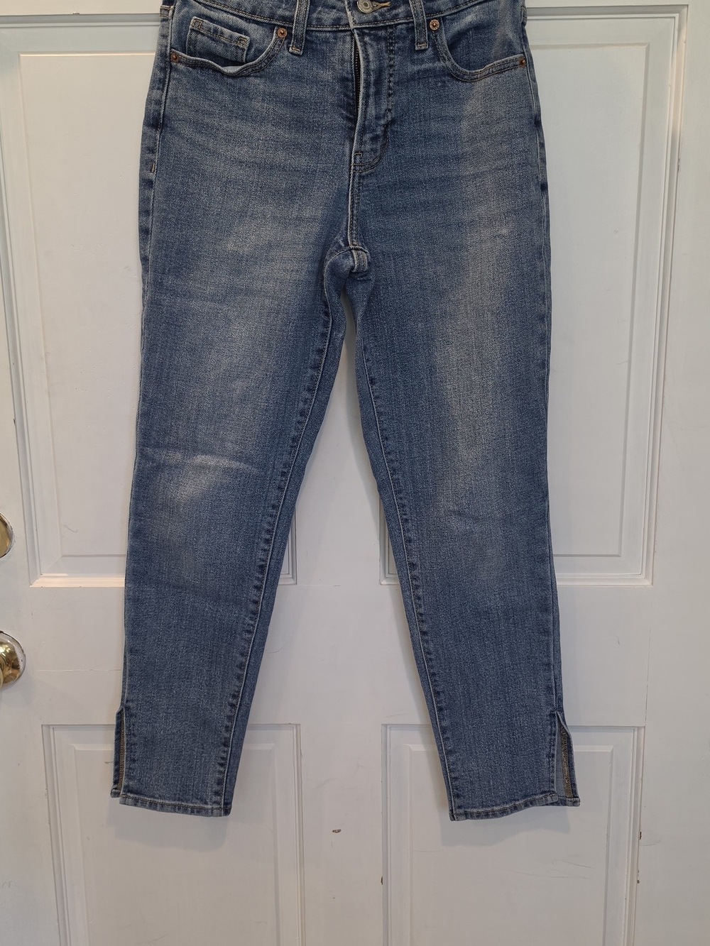 Old Navy Light Blue Slim Crop Jeans with Hem Slits